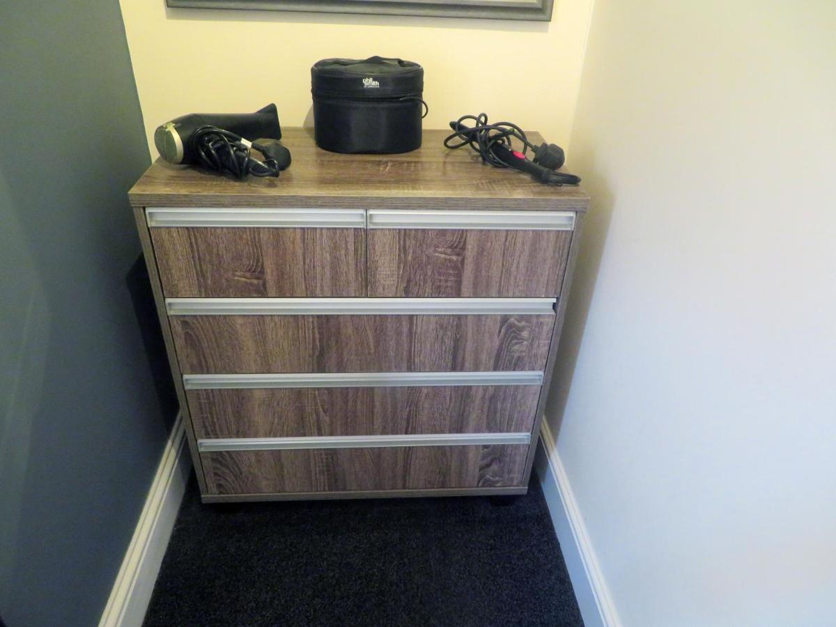Entire 2 Bed Ground Floor Apartment Central But Quiet Newmarket  Exterior photo